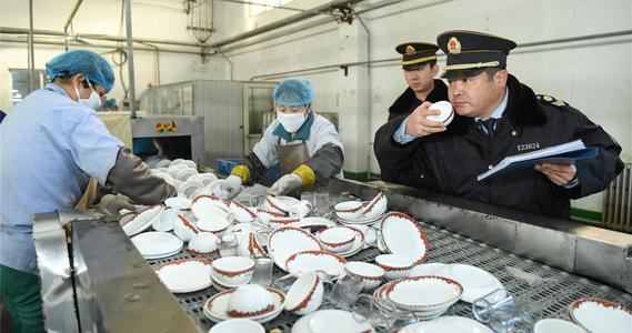 市监局针对食品安全，加强监督检查工作
